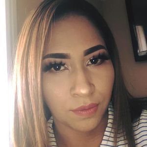 Meet your Posher, Lorena